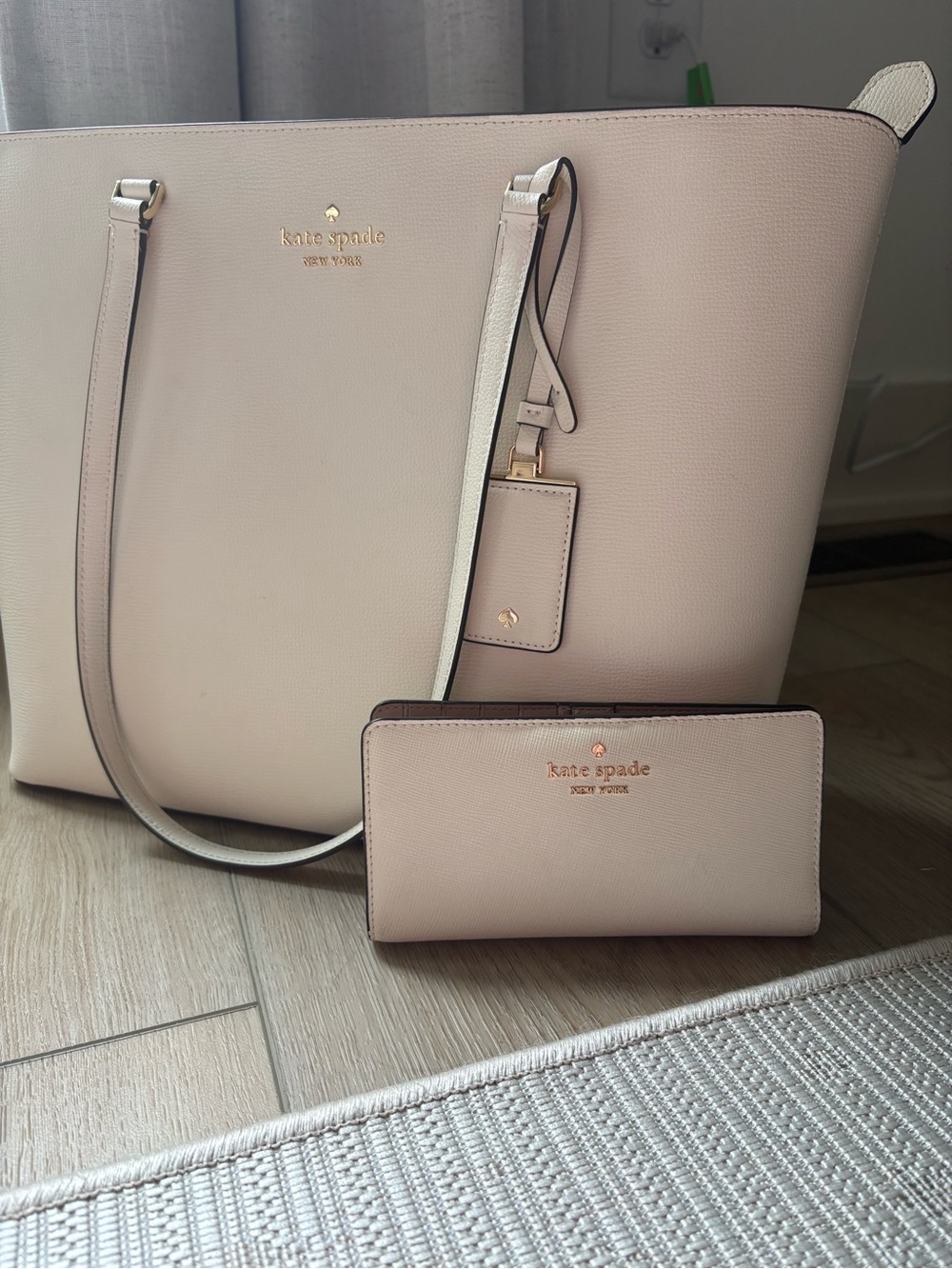 kate spade Meringue tote with matching wallet